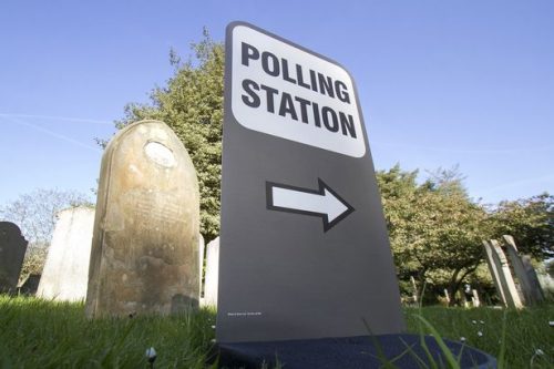 Polling-station-sign-in-Wimbledon-Church-graveyard